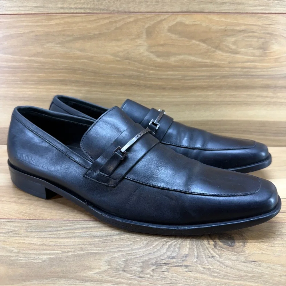 Hugo Boss wear smoke